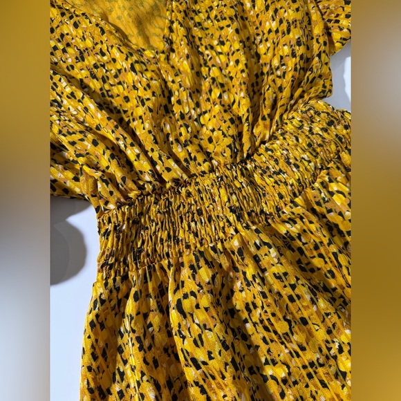 Like New Anthropologie Yellow Smocked Midi Dress Size Small Modeled 🌼 - Picture 7 of 8